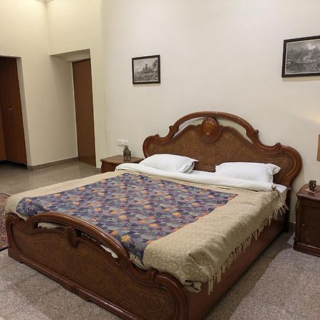 Hotel Mulberry Garden Varanasi Exterior foto