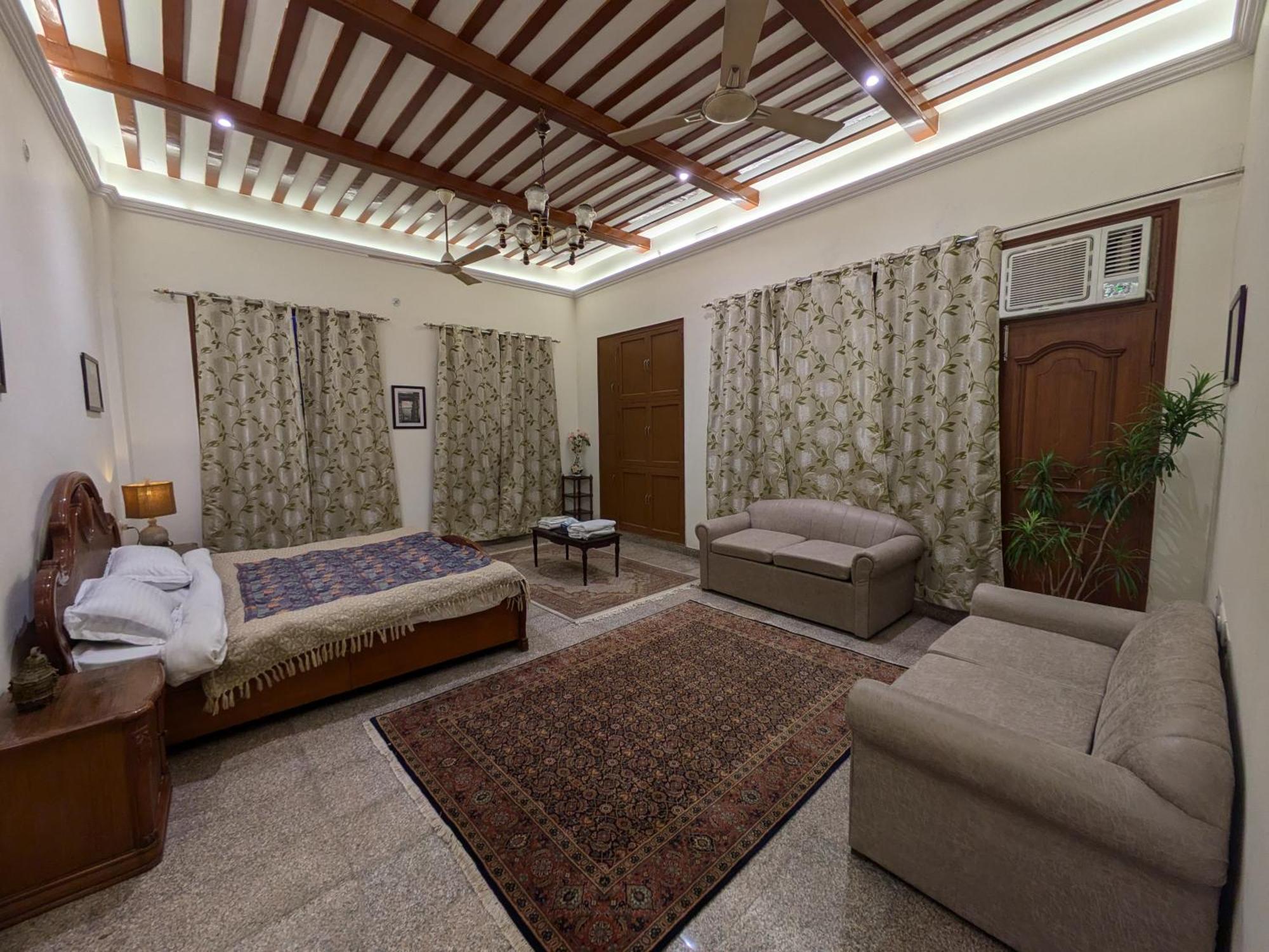 Hotel Mulberry Garden Varanasi Exterior foto